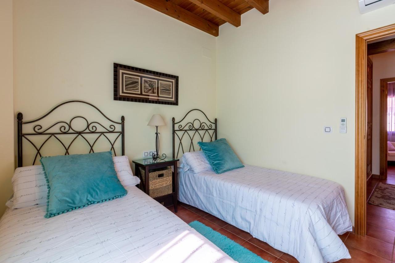Vll Vivienda Rural A Las Puertas De Donana Villamanrique De La Condesa Esterno foto